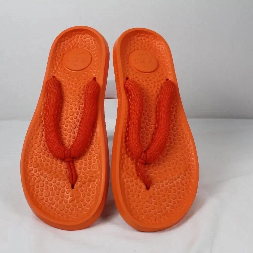 allbirds  - Picture 7 of 10